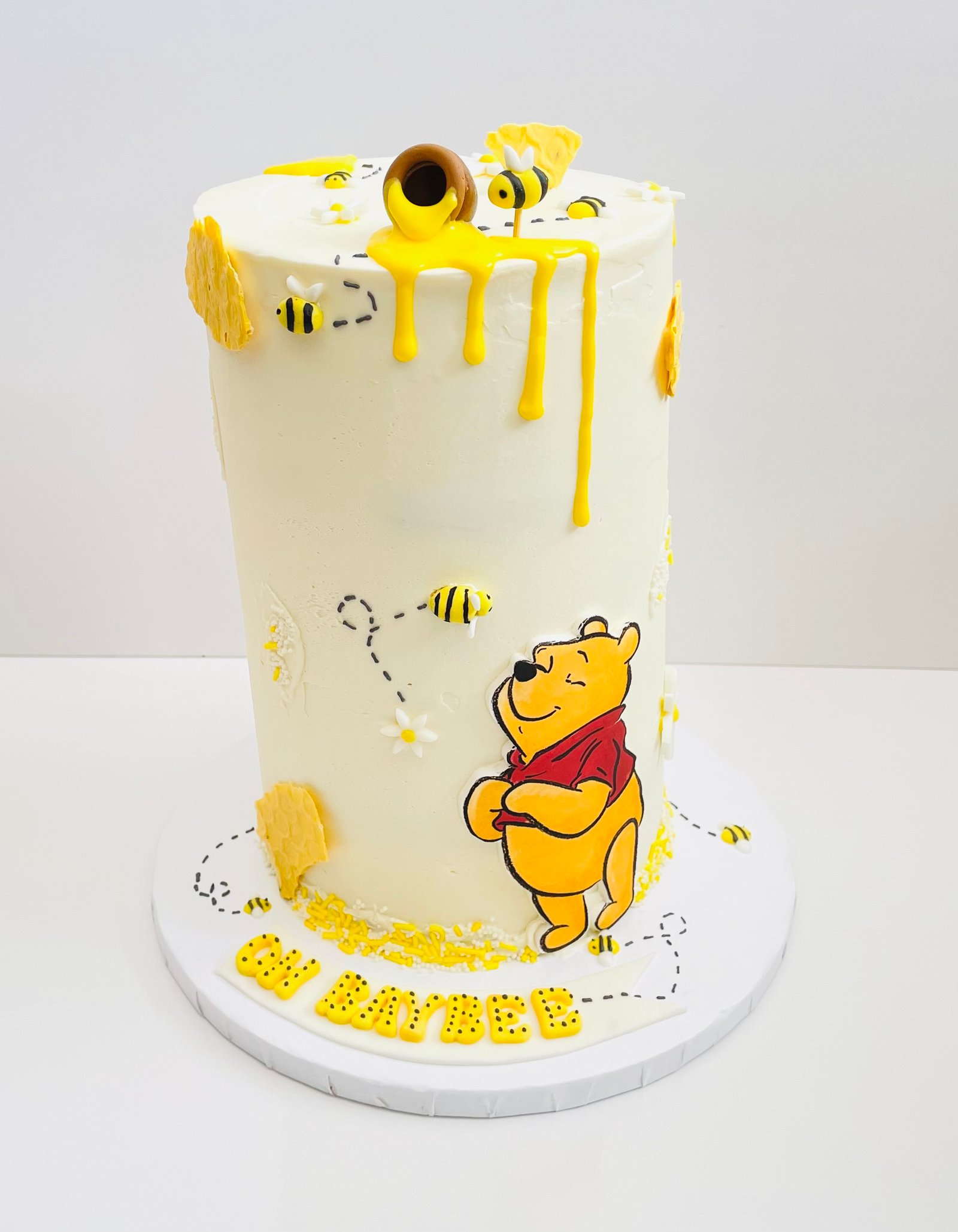 Winnie the Pooh birthday cake