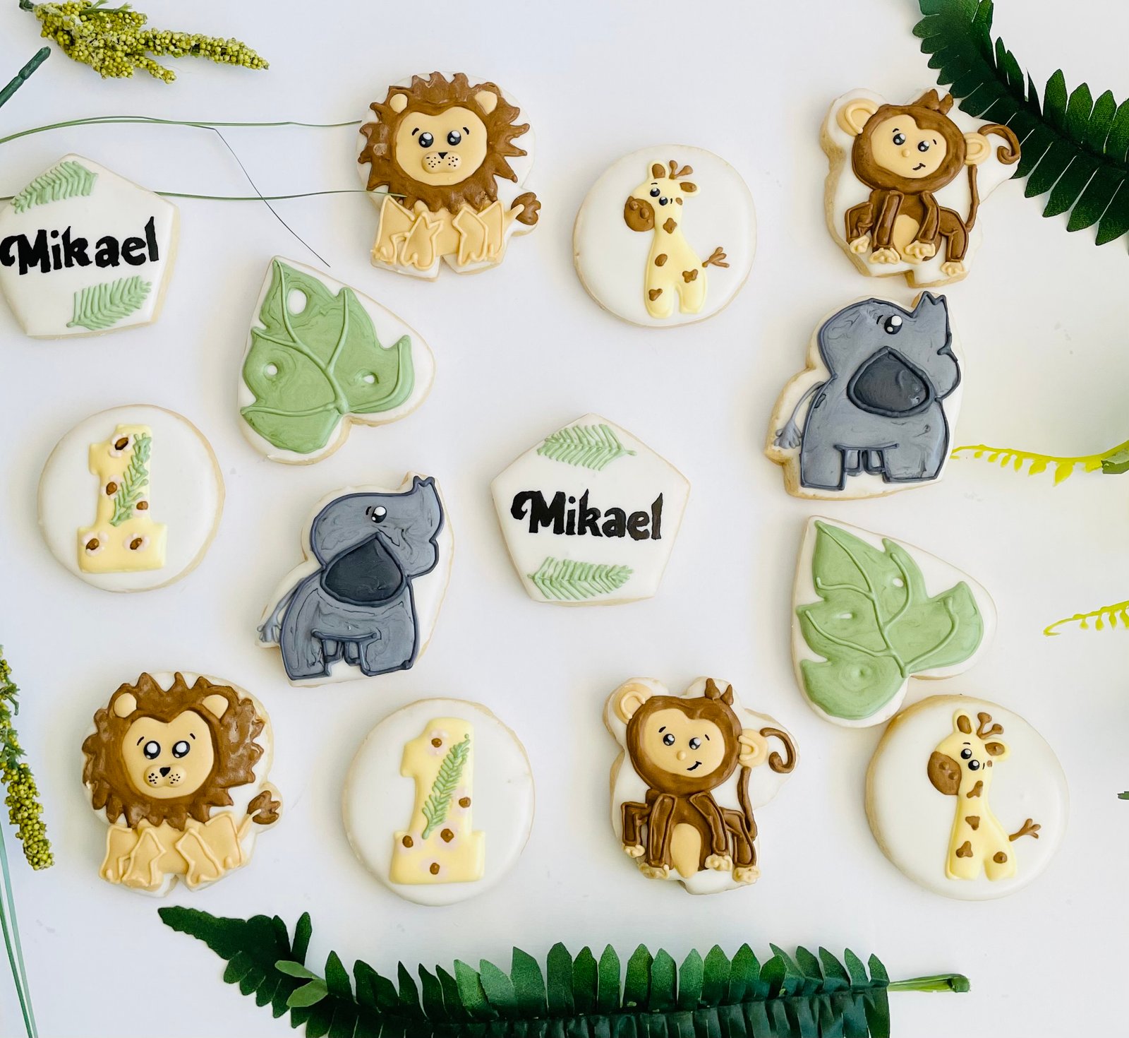 Safari themed decorated cookies
